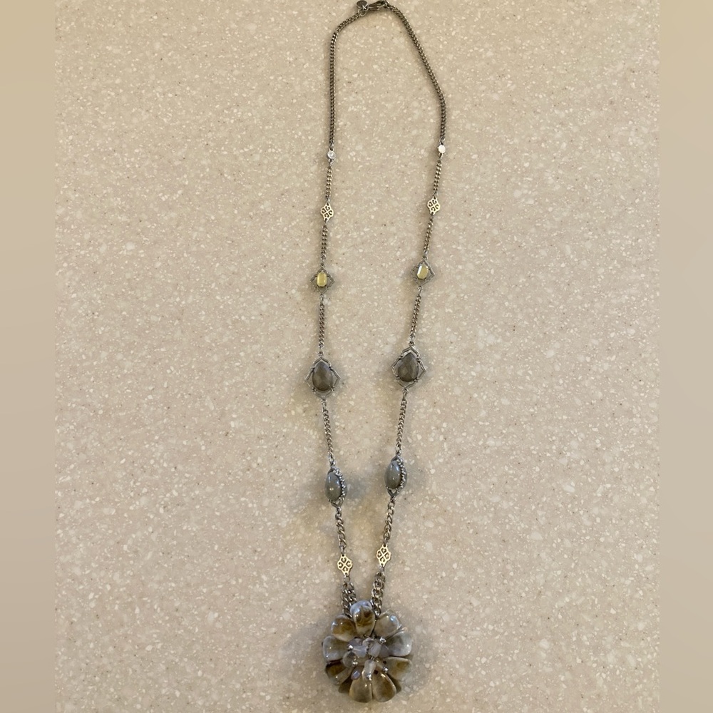 Loft Beaded Flower Necklace
